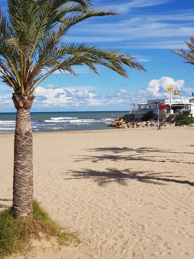 Chillout Grau De Gandia- Attico Para 6 Personas Invitamos Familias Y Jovenes, Dos Banos Exterior foto
